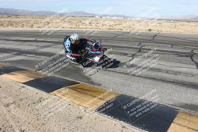 media/Nov-30-2025-TrackXperience (Sun) [[c0061d280f]]/2-Level 2/Session 4 (Turn 12 Inside)/